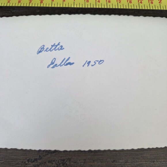 VTG Photo Sexy Woman In Swimsuit 1950s Retro Colage scrapbook - Picture 5 of 5